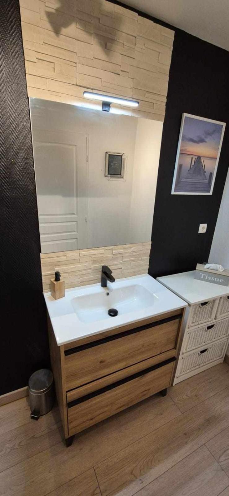 Nouveau !! Appartement Confortable Totalement Renove Avec Parking Gratuit - Hypercentre De Nancy Eksteriør bilde