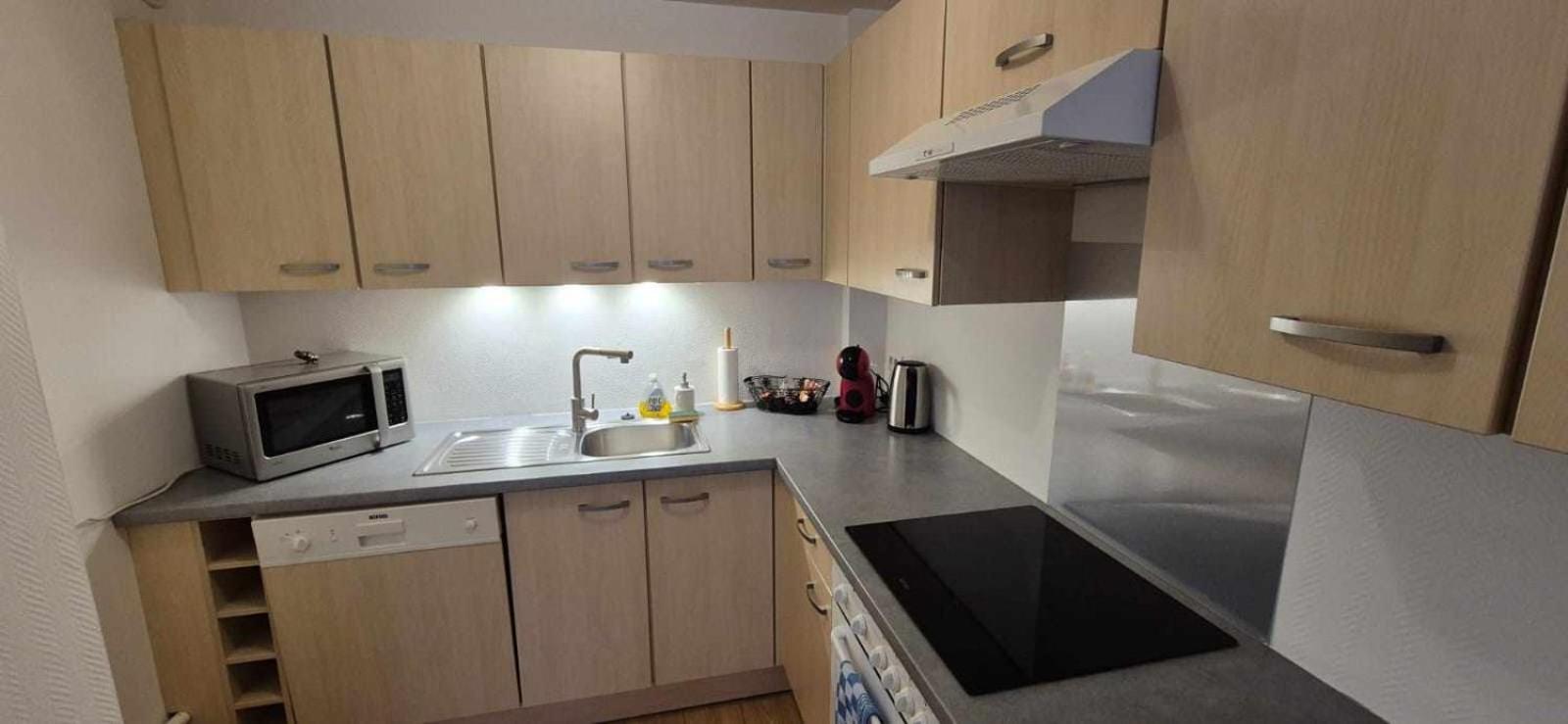 Nouveau !! Appartement Confortable Totalement Renove Avec Parking Gratuit - Hypercentre De Nancy Eksteriør bilde