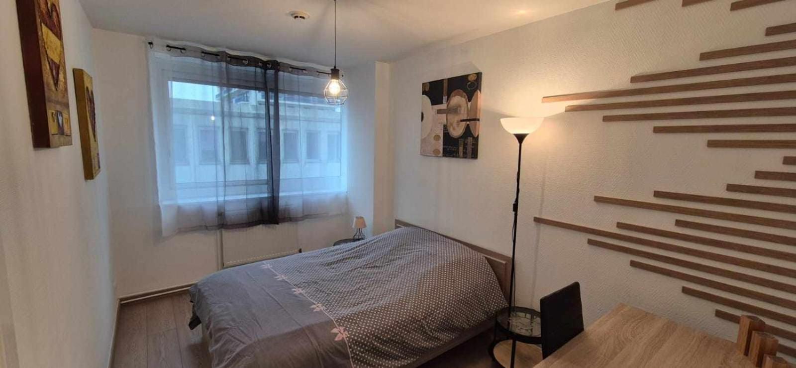 Nouveau !! Appartement Confortable Totalement Renove Avec Parking Gratuit - Hypercentre De Nancy Eksteriør bilde