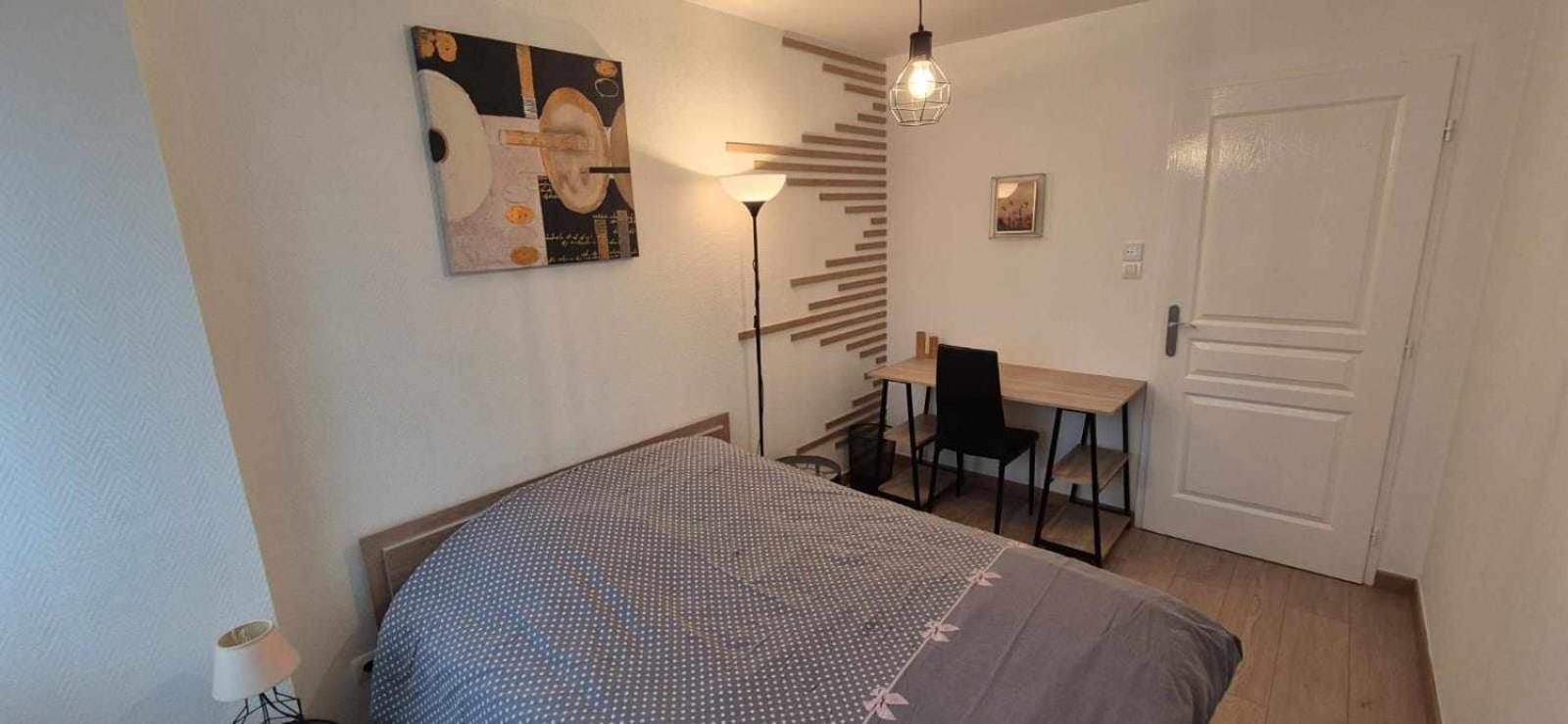Nouveau !! Appartement Confortable Totalement Renove Avec Parking Gratuit - Hypercentre De Nancy Eksteriør bilde